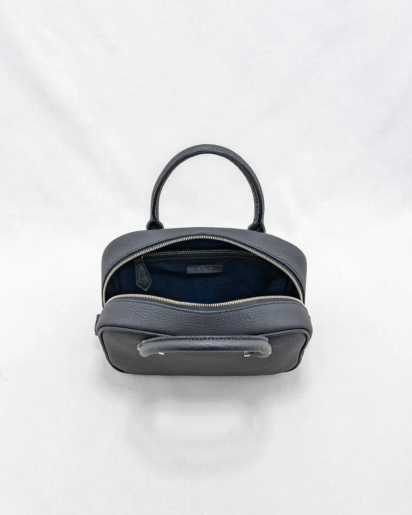 NAGATANIの大人可愛い小さめ本革ボストン